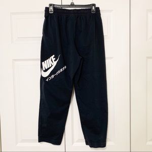 Nike High Waisted Straight Leg Pants in Black Size Medium